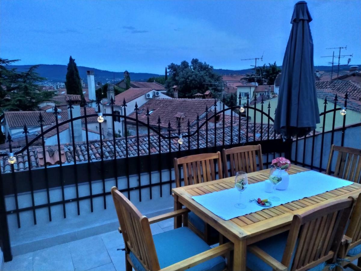 Rosemary Apartment Копер Екстериор снимка
